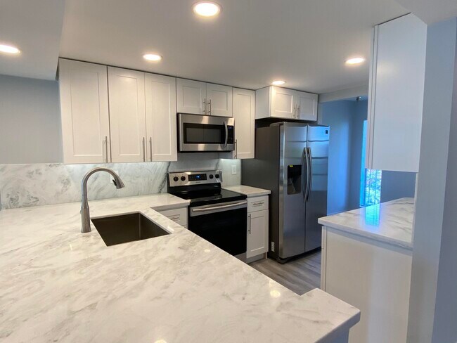 20 Royal Palm Way Unit 401