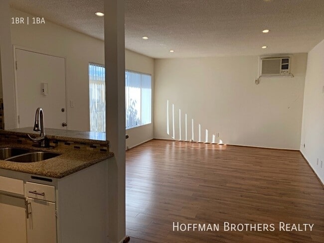 Photo - 1521 E Windsor Rd Unidad 10