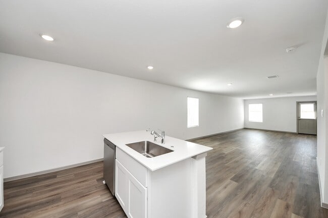 Photo - 1018 Bluegill Ln