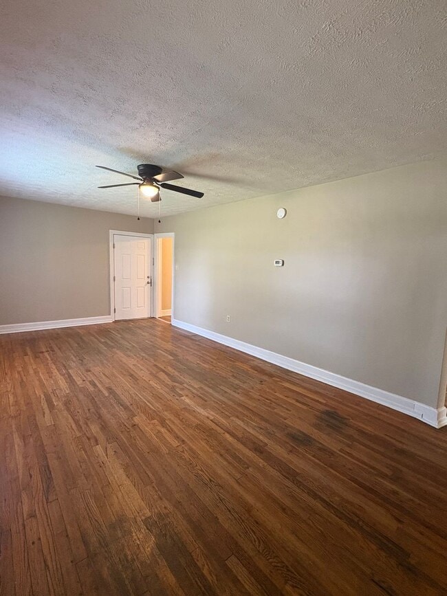 Photo - 2 Bed 1 Bath Single Family Brick Home!