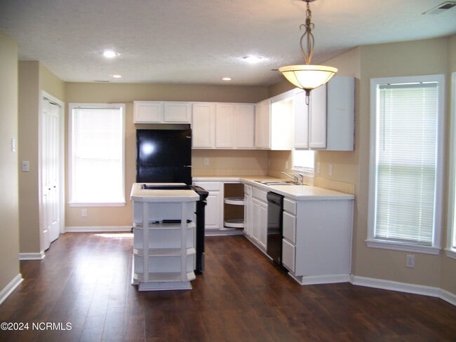 Photo - 105 Antler Dr