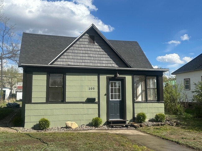 Building Photo - 105 S Nowlan Ave