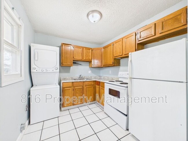 Photo - 6104 E 152 Terrace Unit B