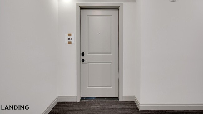 Building Photo - 2000 Aureum Dr
