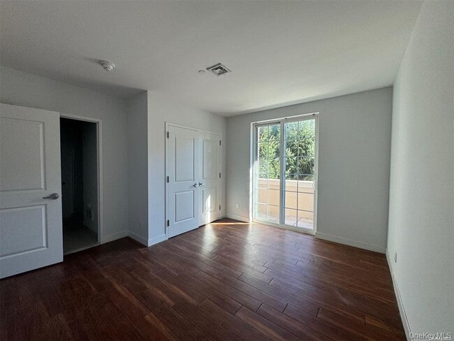 Photo - 425 New York Ave