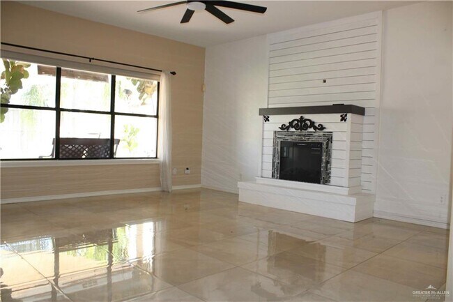 Photo - 22 Wisteria Ave