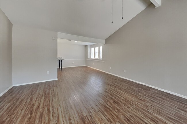 Photo - 22702 Market Square Ln