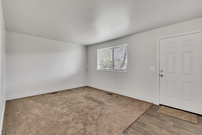 Photo - 2111 E 3300 S Unidad Apt A