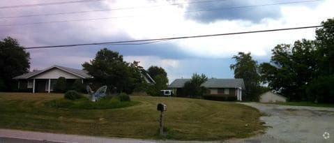 Building Photo - 864 Troy O'Fallon Rd Rental