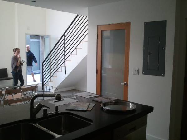 Photo - 1120 N El Centro Ave Unit 10