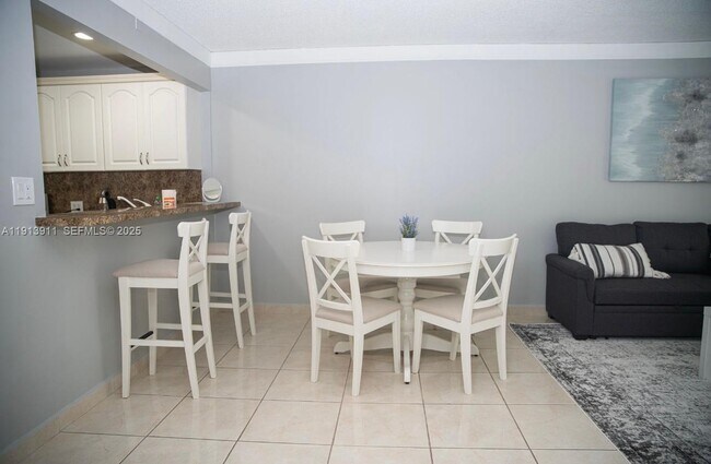 Photo - 3101 N Country Club Dr Unit 703