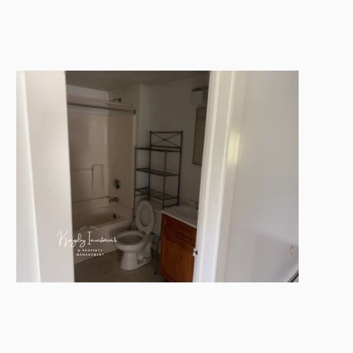 Photo - 886 VT RTE 110 Unit 3