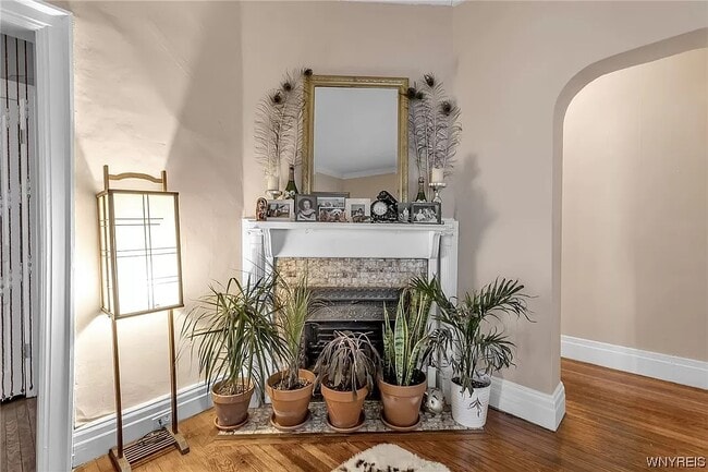 Photo - 175 Saint James Pl