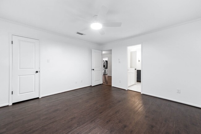 Photo - 727 Bunker Hill Rd Unit 104