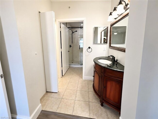 8275 Ibis Club Dr