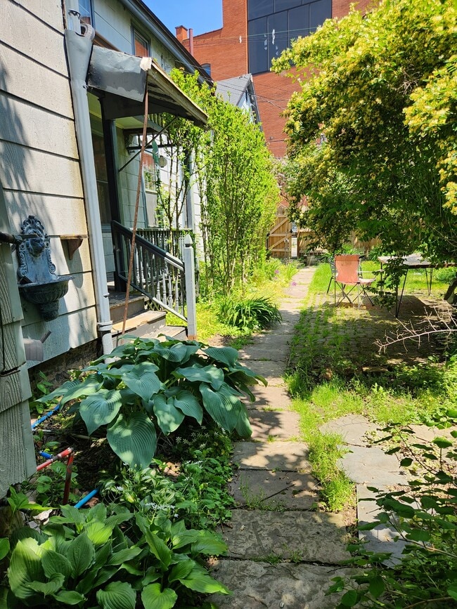 Photo - 45 Park St Apartments Unit 2