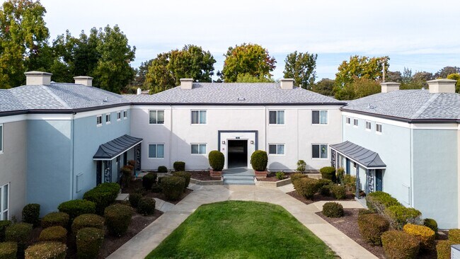 Hillsdale Garden