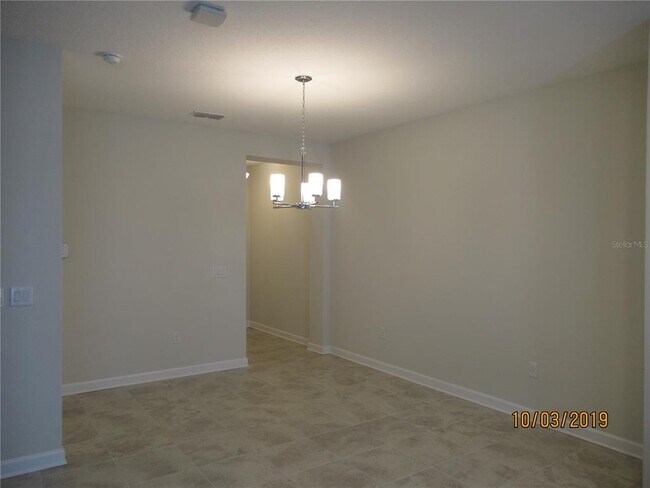 Photo - 2904 Sentence St