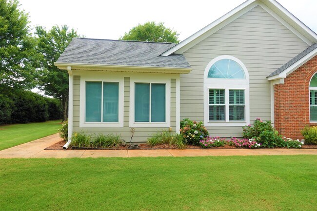 Photo - 303 Heritage Club Dr