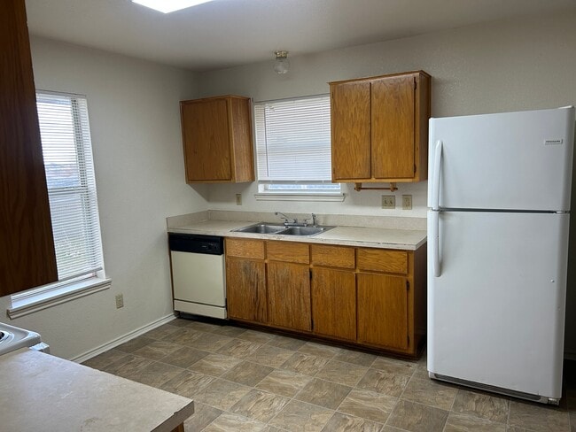 Photo - 2707 Mason Dr