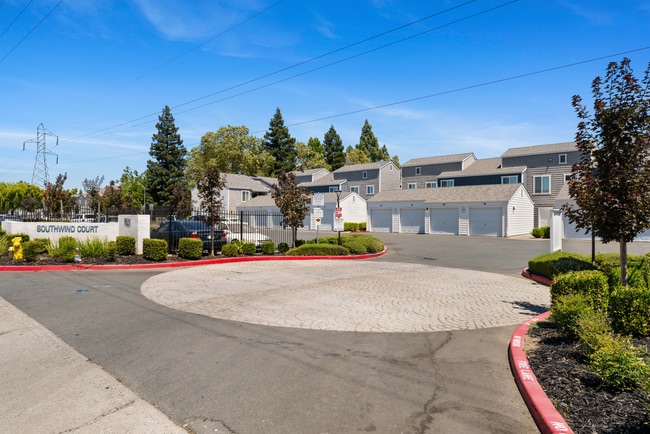 Photo - Southwind Court Apartments