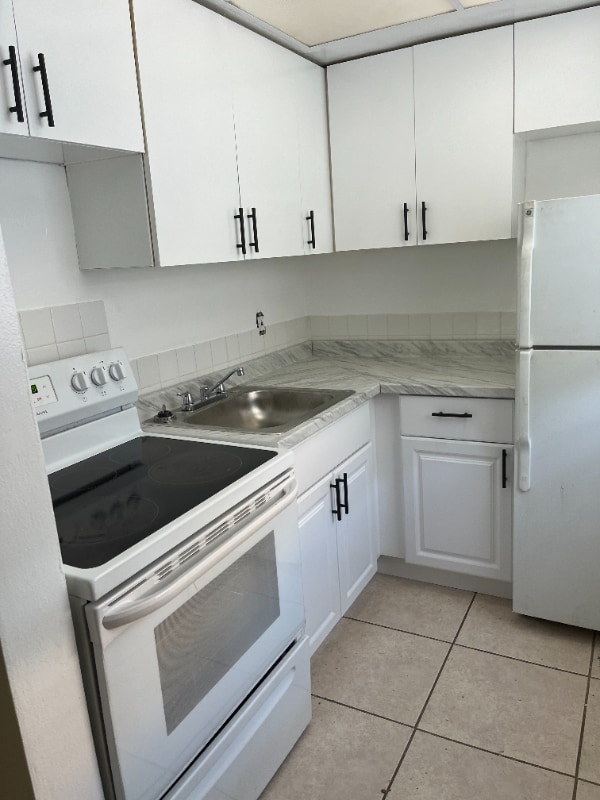 Photo - 611 NE 5th St Unidad 3