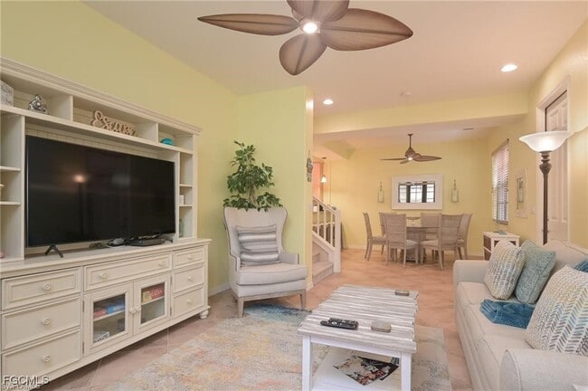 Photo - 11936 Izarra Way