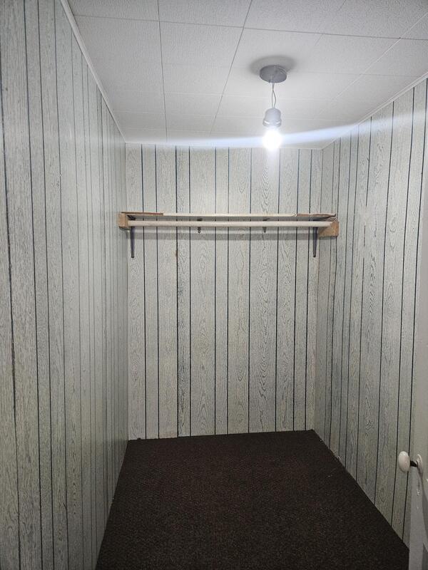 Photo - 209 Broadway St