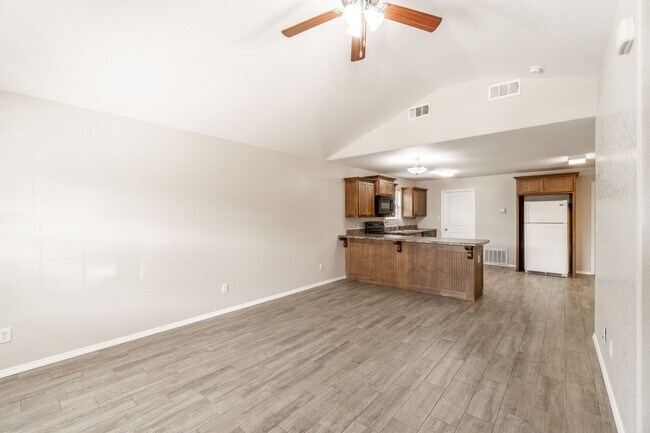 Photo - Mussett Rd Duplex Unit 3811 Mussett Road #B