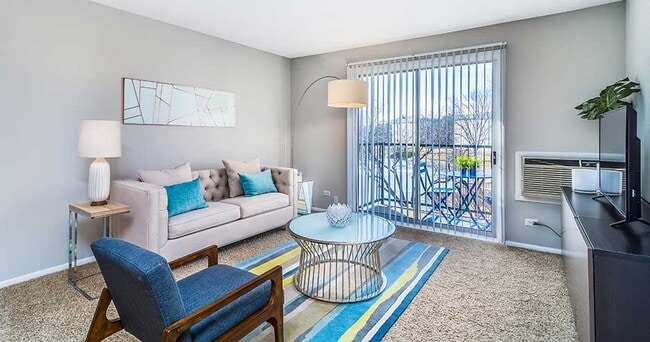The Lakes at Fountain Square Apartment Homes