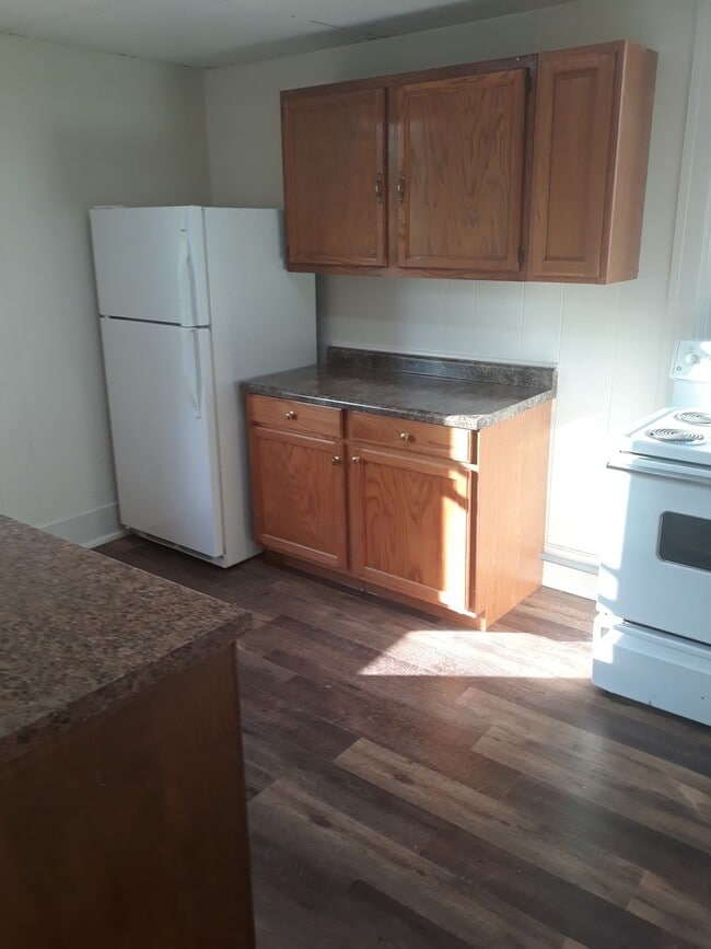Photo - LAKE LIFE YEAR ROUND! 2 BEDROOM 2 BATH ON WAWASEE!