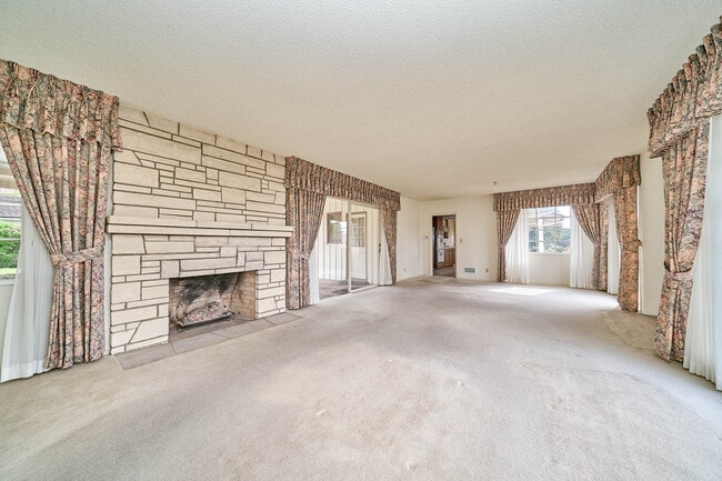 Photo - 2136 Paseo Del Mar