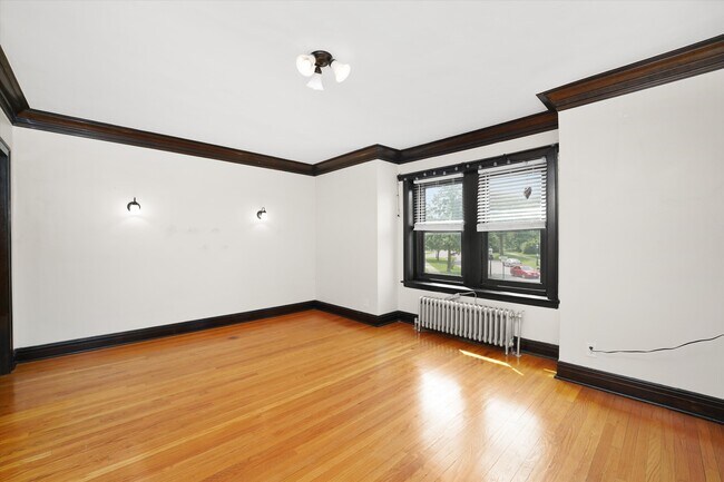 Photo - 46 Lawton Rd Unit 1