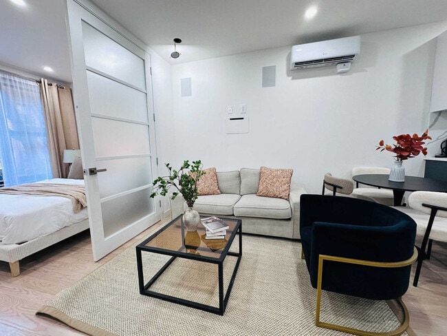 Photo - 347 E 78th St Unit ID1460467P