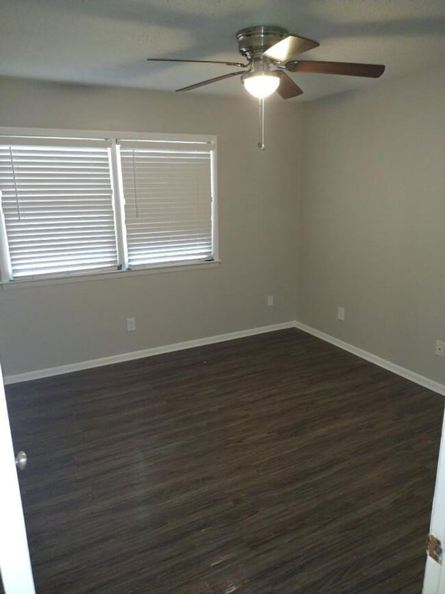 Photo - Oakridge at Haymount