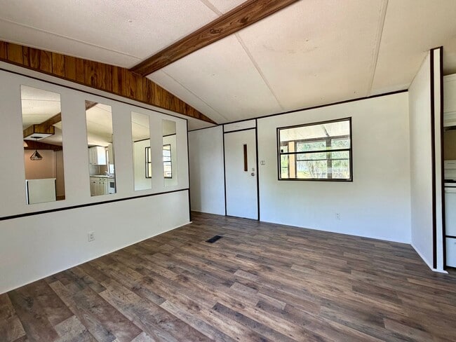 Photo - 3 bedroom/ 2 bath in Lakeland