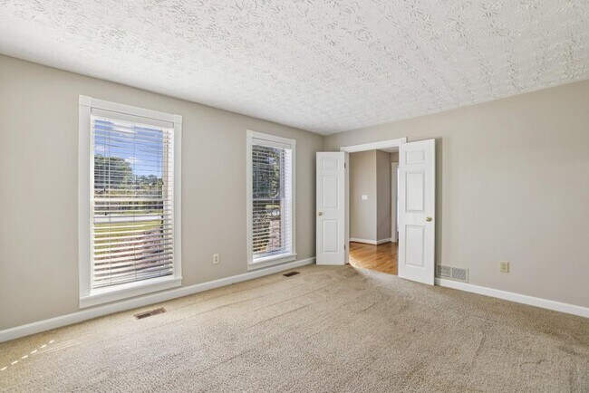 Photo - 4972 Vermack Rd