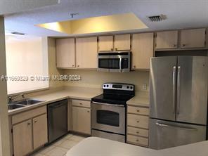 Photo - 781 SW 148th Ave