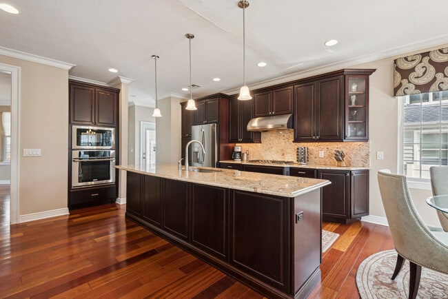 Photo - 7515 Fremont Ave