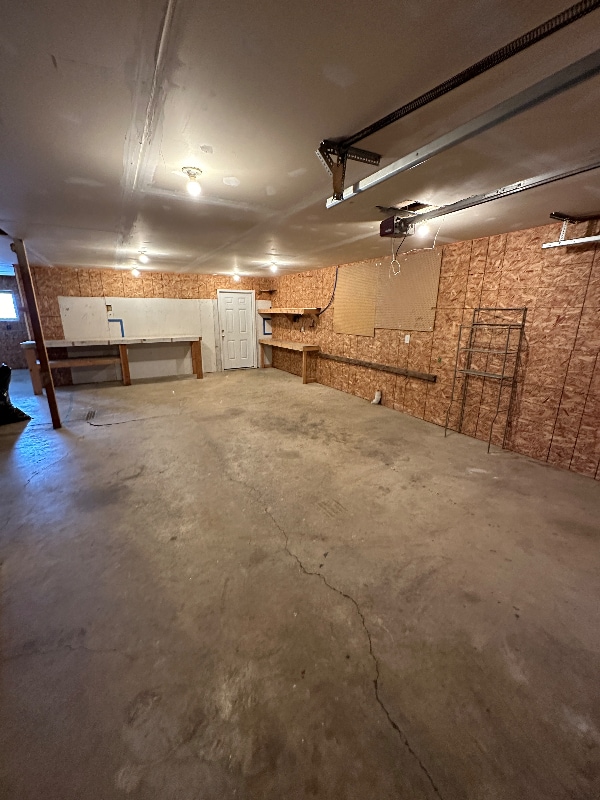 Photo - 705 Dakota St