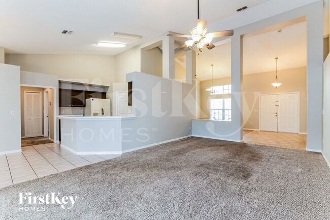 Photo - 2841 Picadilly Cir