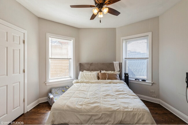 Photo - 1436 E 71st Pl Unit #2