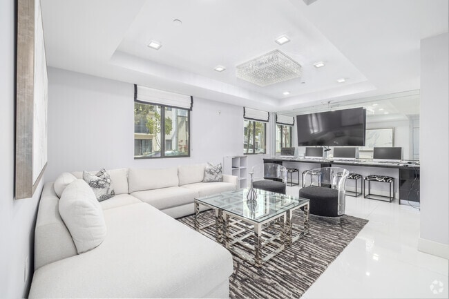 Photo - Woodland Grove