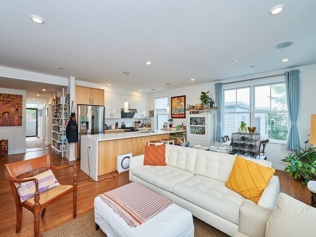 Photo - 290 Highland Ave Unidad 3A