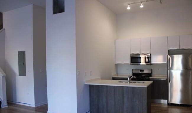 Photo - 2700 N W Ave Unit 202