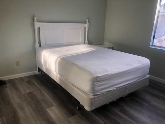 Photo - 718 Laurel Ave