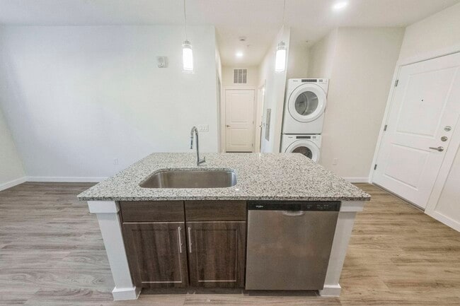 Photo - Summit at Renaissance Park