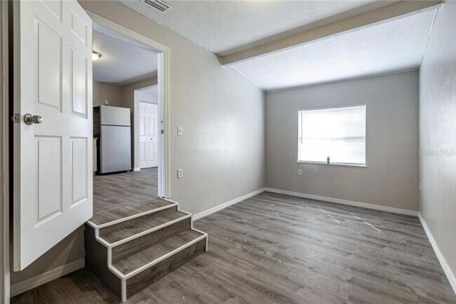 Photo - 1526 28th St N