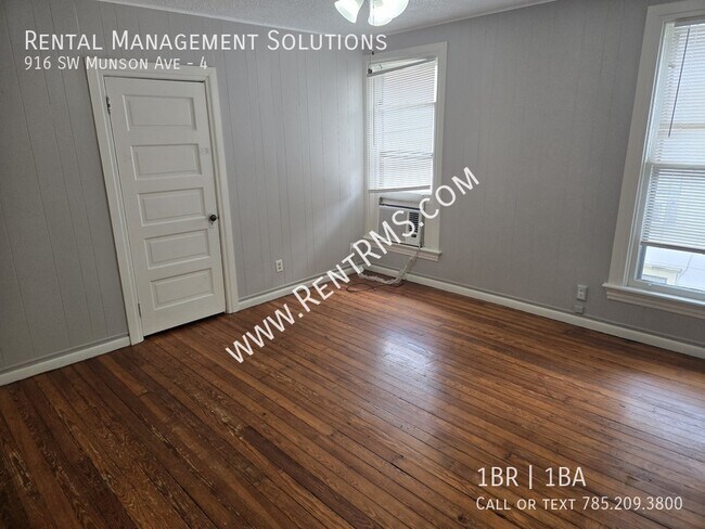 Photo - 916 SW Munson Ave Unit 4
