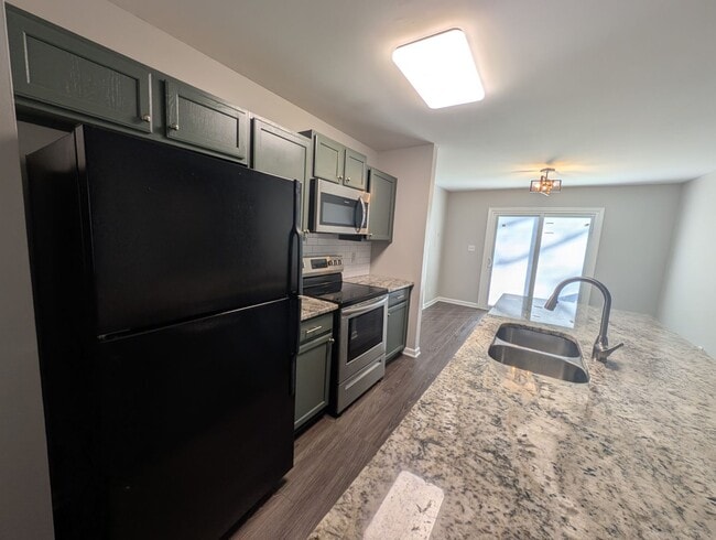 Photo - Pristine 3 bedrooms, 2 bathroom home in Charlotte!